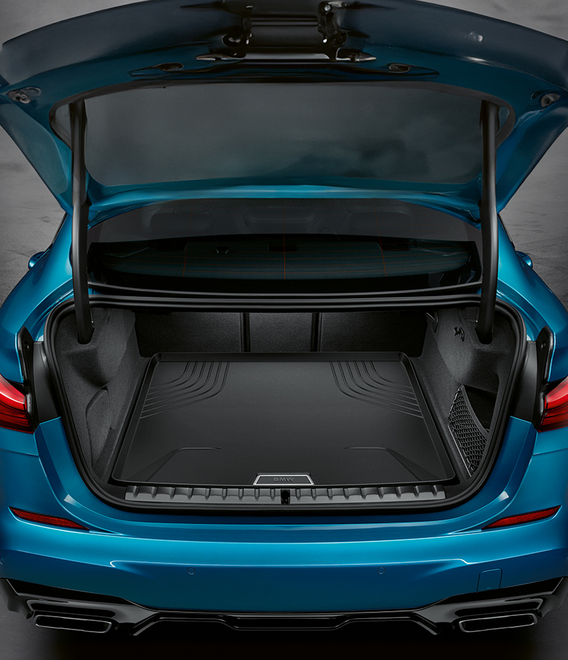 BMW LUGGAGE COMPARTMENT MAT. 